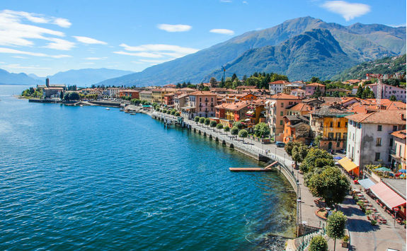 Coast of Lake Como
