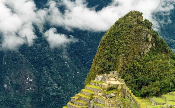 machu picchu ruins