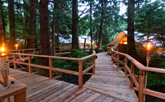 Hotel in Vancouver Island