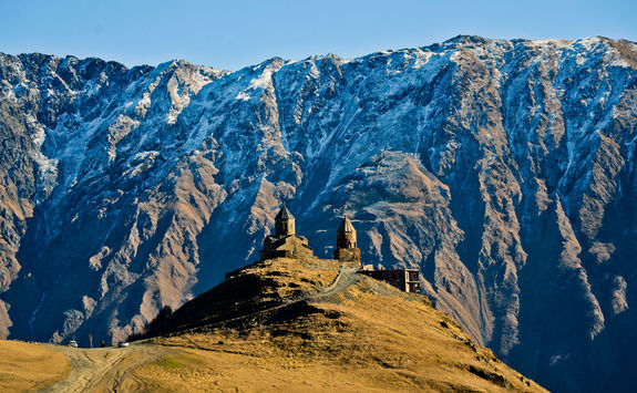 gergeti holy triniti church