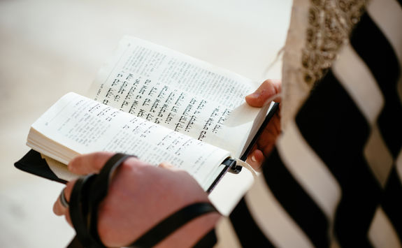 prayer at western wall