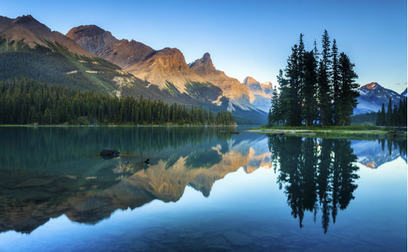 twilight at Spirit Island Jasper National Park