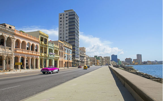 roadway in havana
