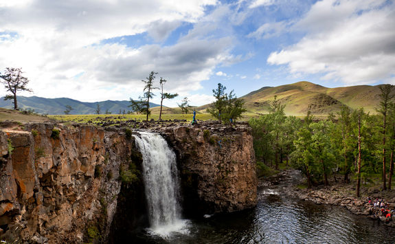 orkon river waterfall