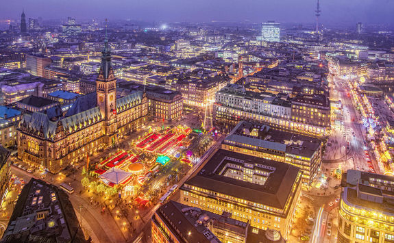 Hamburg at night