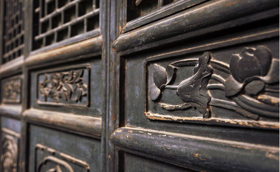 detail of a wooden door Great Mosque