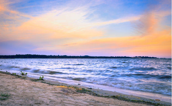 sunset lake victoria