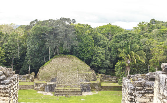 caracol ruins cayo district