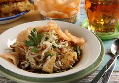 Mie goreng, Indonesia