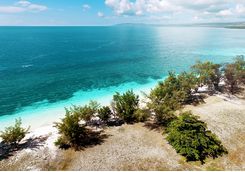 sumba island mandorak beach
