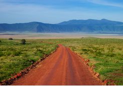 ngorongoro crater road
