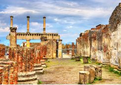 pompeii ruins