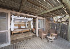 ongava desert lodge room