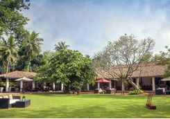 the wallawwa main hotel