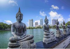 buddah statues on riverbank