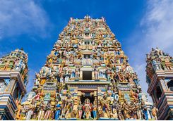 colombo-colourful-building