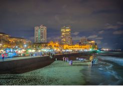 colombo-beach-night