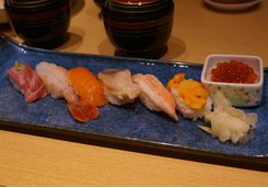 Delicious fresh sushi in Otaru