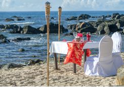 Mauritius beach dinner