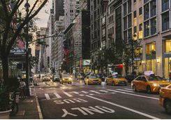 5th avenue yellow cabs