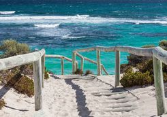 A way to the Rottnest Beach