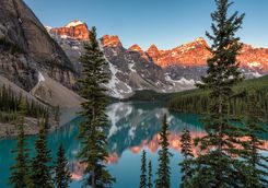 Lake Louise sunrise