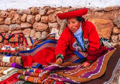Women selling souvenirs in the Sacred Valley