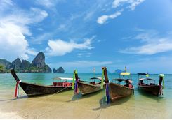 Long Tail Boats