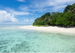 Gaya Island Beach