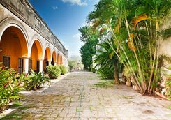 hacienda yaxcopoil