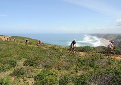 Family cycling in the Algarve