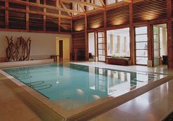 Indoor spa swimming pool
