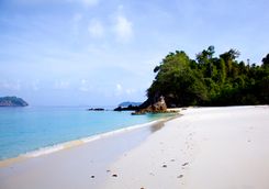Pristine sand on Wa Ale Island