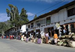 Wangdue Phodrang's bazaar