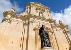 Cittadella Cathedral entrance