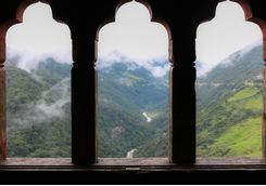 Trongsa Dzong windows