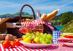 Picnic basket