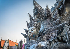 wat srisuphan close up