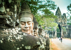 angkor statue temple