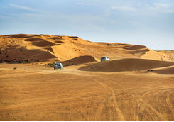 Wahiba Sands driving