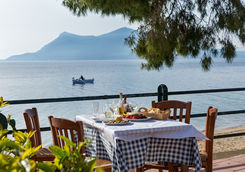 beach restaurant