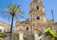 modica cathedral from below