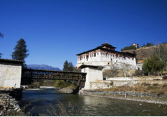 paro dzong and bridge