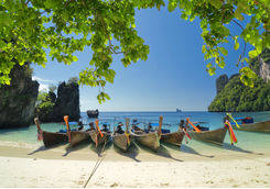 thai long boats