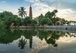 Tran quoc pagoda during sunset