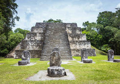 tikal pyramid