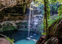 mexican limestone sinkholes