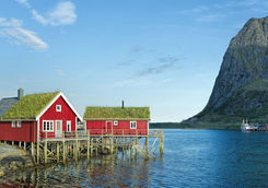 Typical red rorbuer in Reine