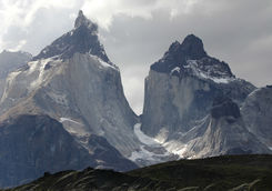 torres del paine mountains