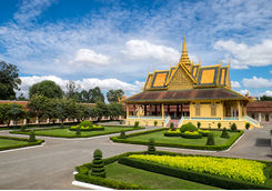 royal palace phnon penh
